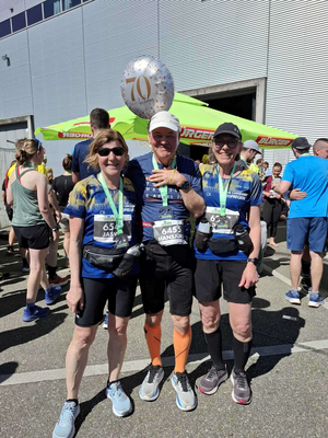 Eskorte mit Ballon